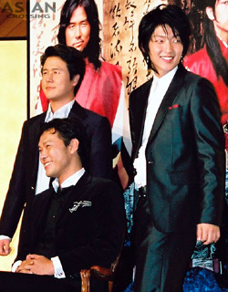 �Ί�̃L���X�g