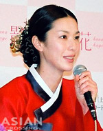 �R�{����