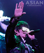 �\���E�z����1