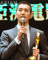 �}�[�N�E�`���I