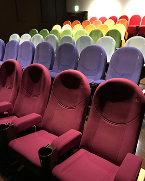 ���C���{�E