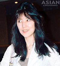 ���{���b3