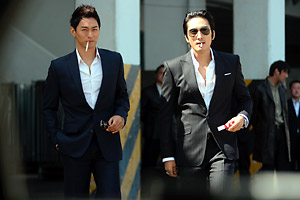 �j�����̔҉�