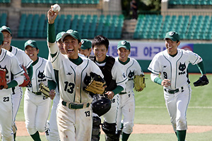 �z�[������������������