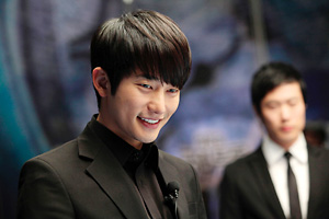 �E�l�̍���