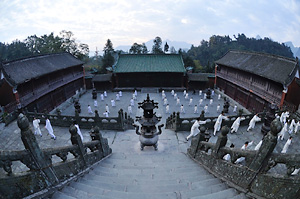 ���W�F���h�E�I�u�E�g���W���[ �啐�� ����ꂽ���̔��