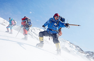 �q�}���� �`�n��8000���[�g�����J�`