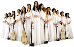 ���q�\��y�V